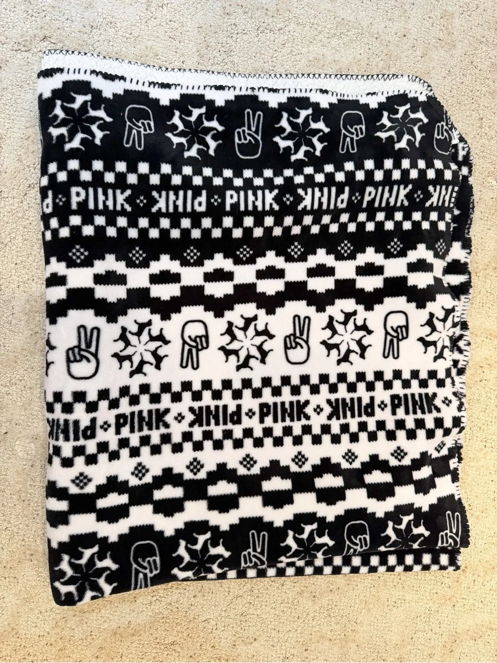 PINK Victoria's Secret Teen Black & White Logo Fleece Blanket 59x60